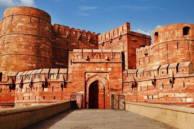 fuerte agra